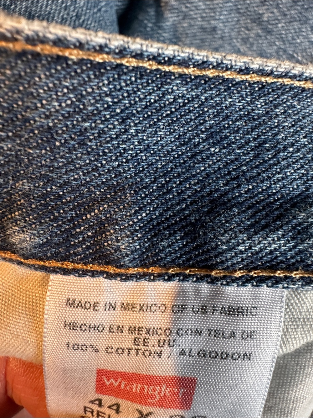 Mens wrangler relaxed fit jeans - 44 X 32 - Picture 7 of 7
